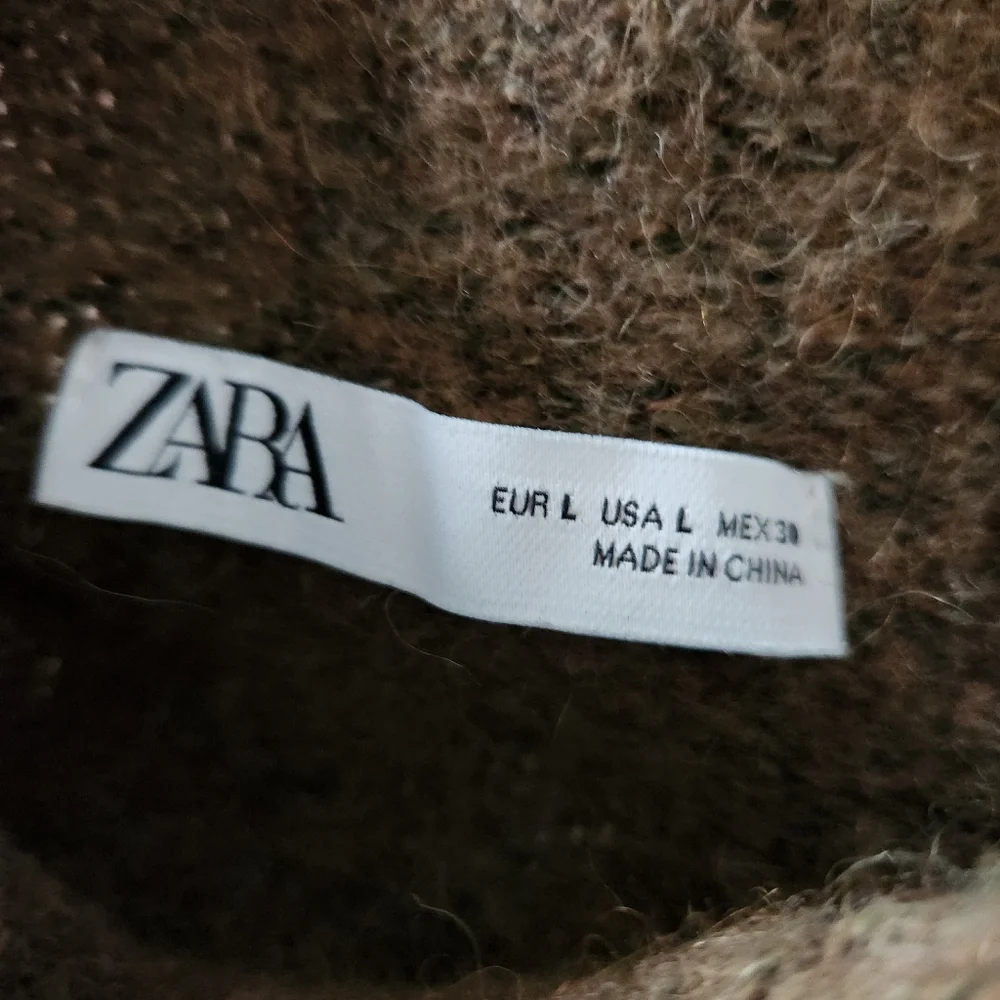 Zara Brown Turtleneck Sweater - Picture 6 of 9